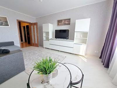 квартира за адресою Науки просп., 55-А