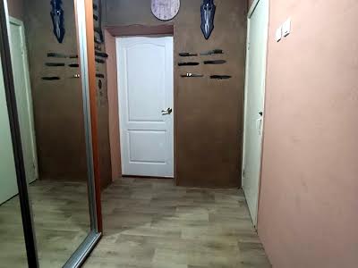 квартира за адресою житловий масив Тополя-1 вул., 11