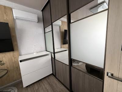 квартира за адресою Соборна вул., 103