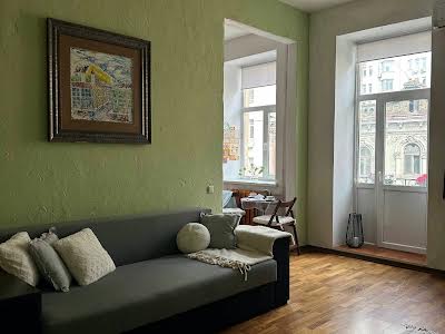 квартира за адресою Дмитрівська вул., 33