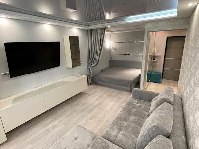 квартира за адресою Незалежності вул. (Титова), 18-Б