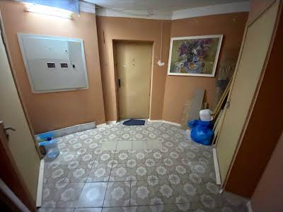 квартира за адресою Драгоманова вул., 1-Б