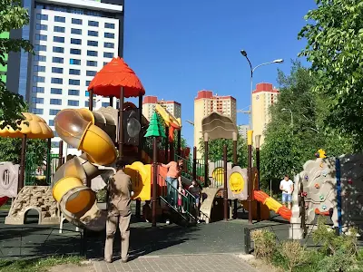 квартира за адресою Дмитра Луценка вул. (Крейсера 