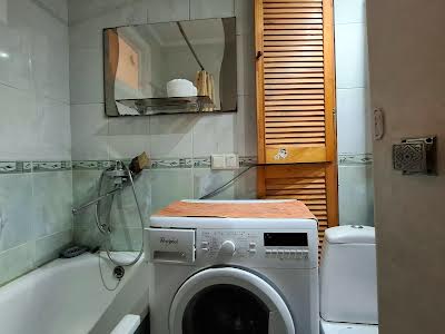 квартира за адресою Світлицького вул., 29