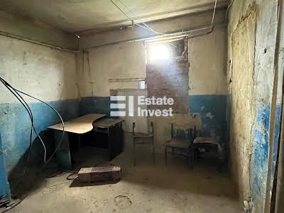 коммерческая по адресу Миру, 5