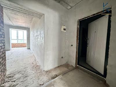 квартира за адресою Озерна вул., 16Б