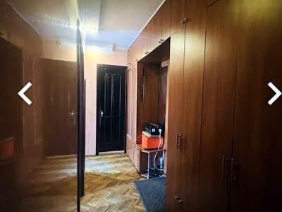 квартира за адресою Івана Величковського вул., 42