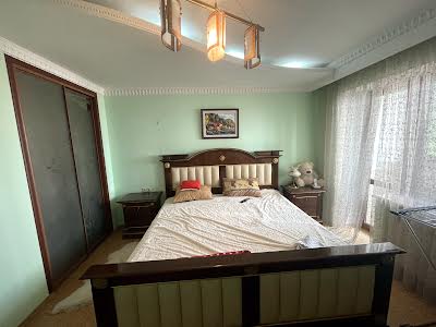 квартира за адресою Соснова вул., 5