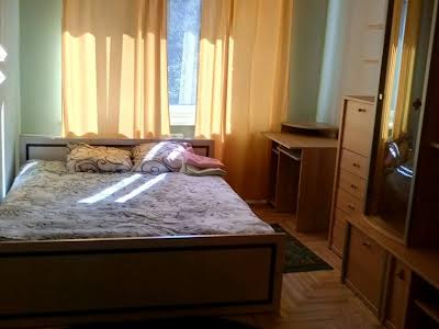 квартира за адресою Ентузіастів вул., 45/1