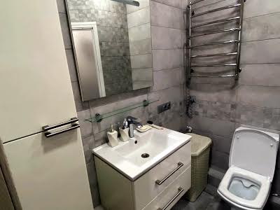 квартира за адресою Набережна вул., 8д