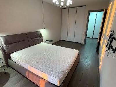 квартира за адресою Патріарха Мстислава Скрипника вул., 48-А