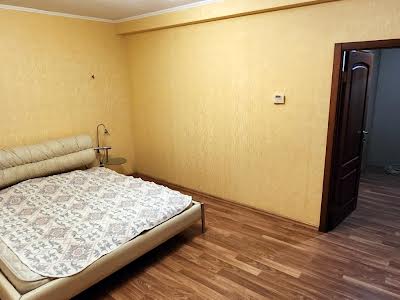 будинок за адресою миколи матвієнко, 3
