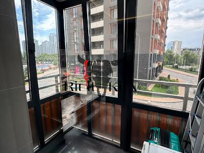 квартира за адресою Дніпровська набережна вул., 18-А