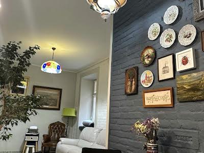 квартира за адресою Шота Руставелі вул., 18
