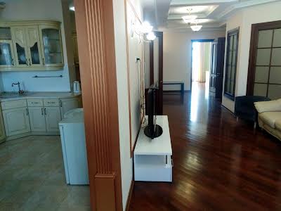 квартира по адресу Круглоуниверситетская ул., 3-5