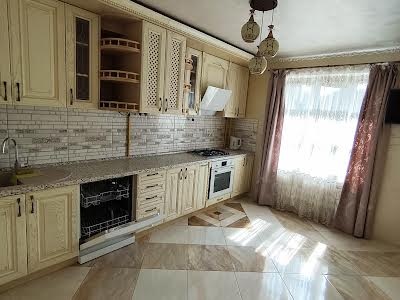 квартира за адресою Адольфа Добрянського вул., 10