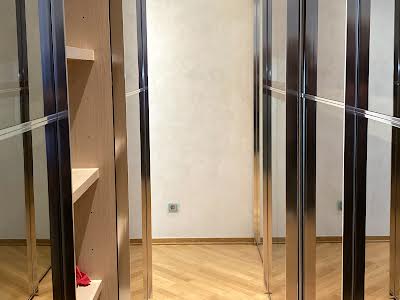 квартира по адресу Золотоворотская ул., 13