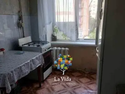 квартира за адресою Конча-Заспинська вул. (Генерала Матикіна), 18