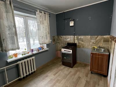 квартира за адресою житловий масив Тополя-1 вул., 15