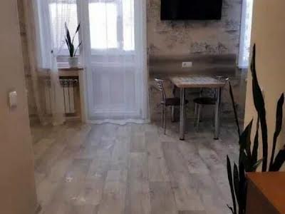 квартира за адресою Ньютона вул., 102