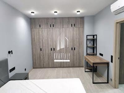 квартира за адресою Олеся Бердника, 1В