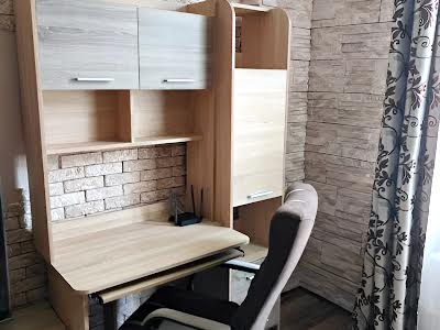 квартира за адресою Регенераторна вул., 4 к11