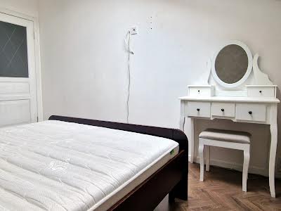 квартира за адресою Сонячна вул., 30