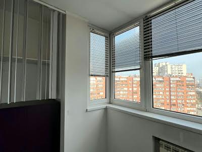 квартира за адресою Драгоманова вул., 17
