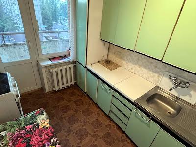 квартира по адресу Калиновая ул., 82-Б