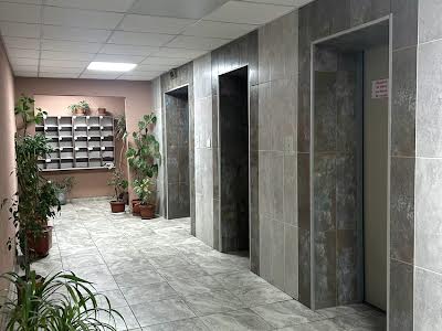 квартира за адресою Героїв просп., 1
