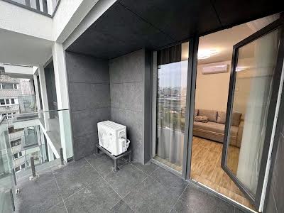 квартира за адресою Драгоманова вул., 31-А