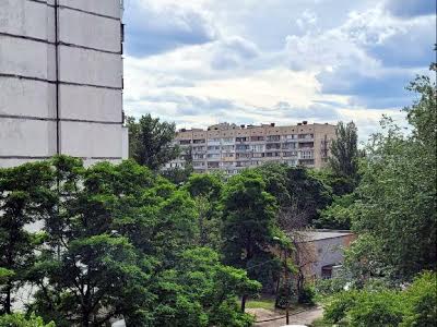 квартира за адресою Володимира Івасюка просп. (Героїв Сталінграду), 11