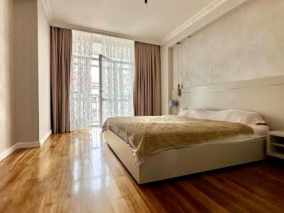 квартира за адресою Щекавицька вул., 30