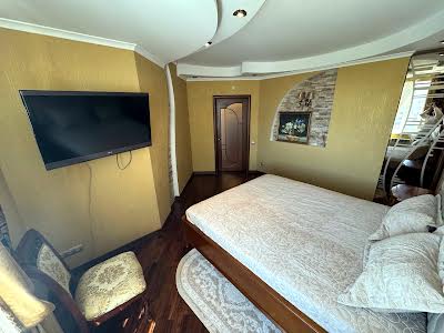 квартира за адресою Миколи Бажана просп., 14