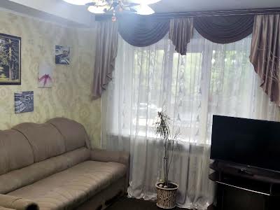 квартира за адресою Солом'янська вул., 16
