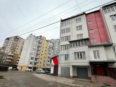 квартира за адресою Білозіра, 8