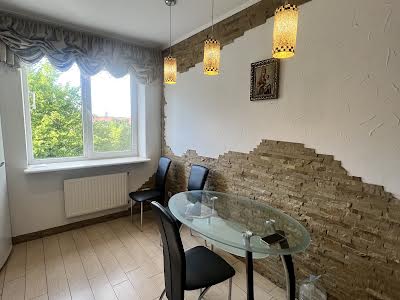 квартира за адресою Джорджа Вашингтона вул. (Батальна), 4в