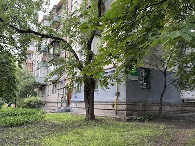 квартира за адресою Марії Приймаченко бульв. (Академіка Ліхачова), 8-Б