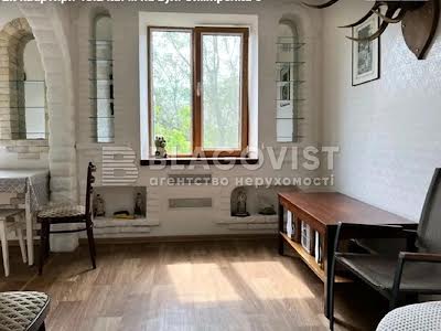 квартира за адресою Симиренка вул., 5