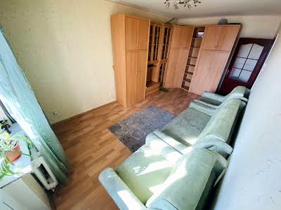 квартира за адресою Урлівська вул., 17