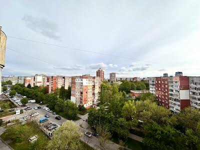 квартира по адресу Довженка Олександра ул., 52