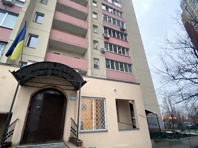 квартира за адресою Милославська вул., 12-А