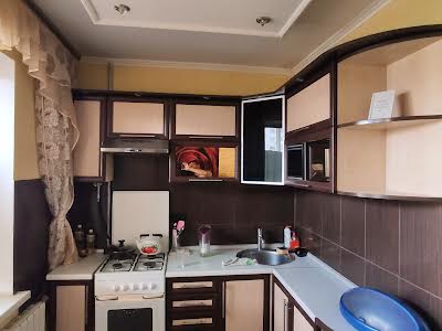 квартира за адресою Героїв Дніпра вул., 75