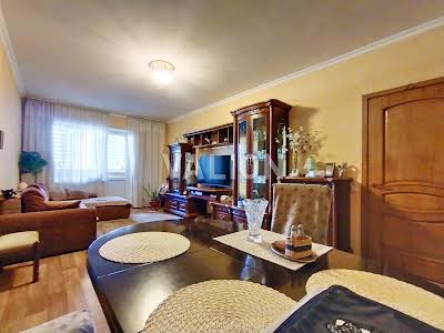 квартира за адресою Петра Григоренка просп., 13