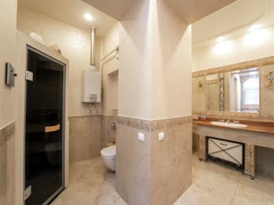 квартира за адресою Шота Руставелі вул., 8