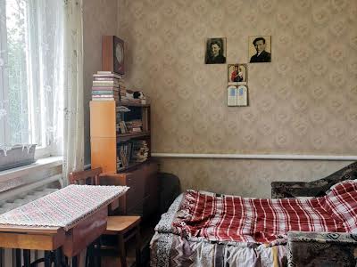 дом по адресу Першотравнева
