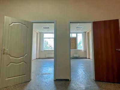 коммерческая по адресу Заводская, 3