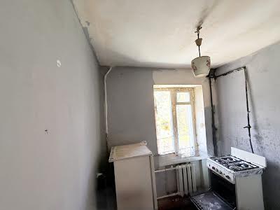 квартира за адресою Салютна вул., 22