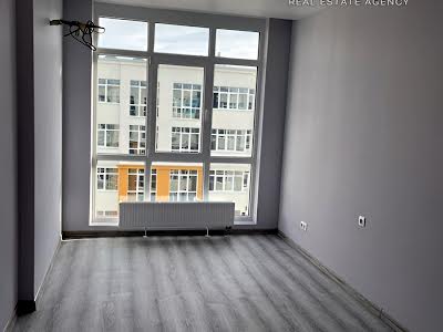 квартира за адресою Боголюбова вул., 13-Б
