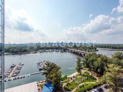 квартира за адресою Раїси Окіпної вул., 18